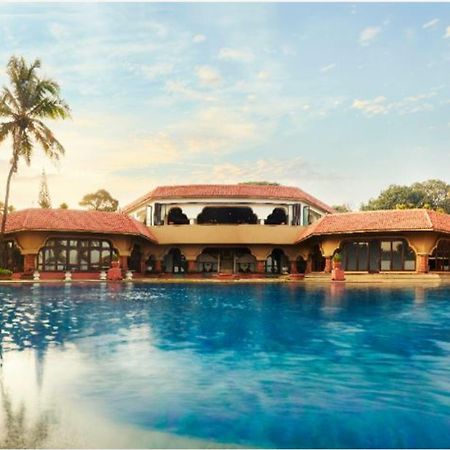 Sinquerim Taj Fort Aguada Resort & Spa, Goa מראה חיצוני תמונה Club House