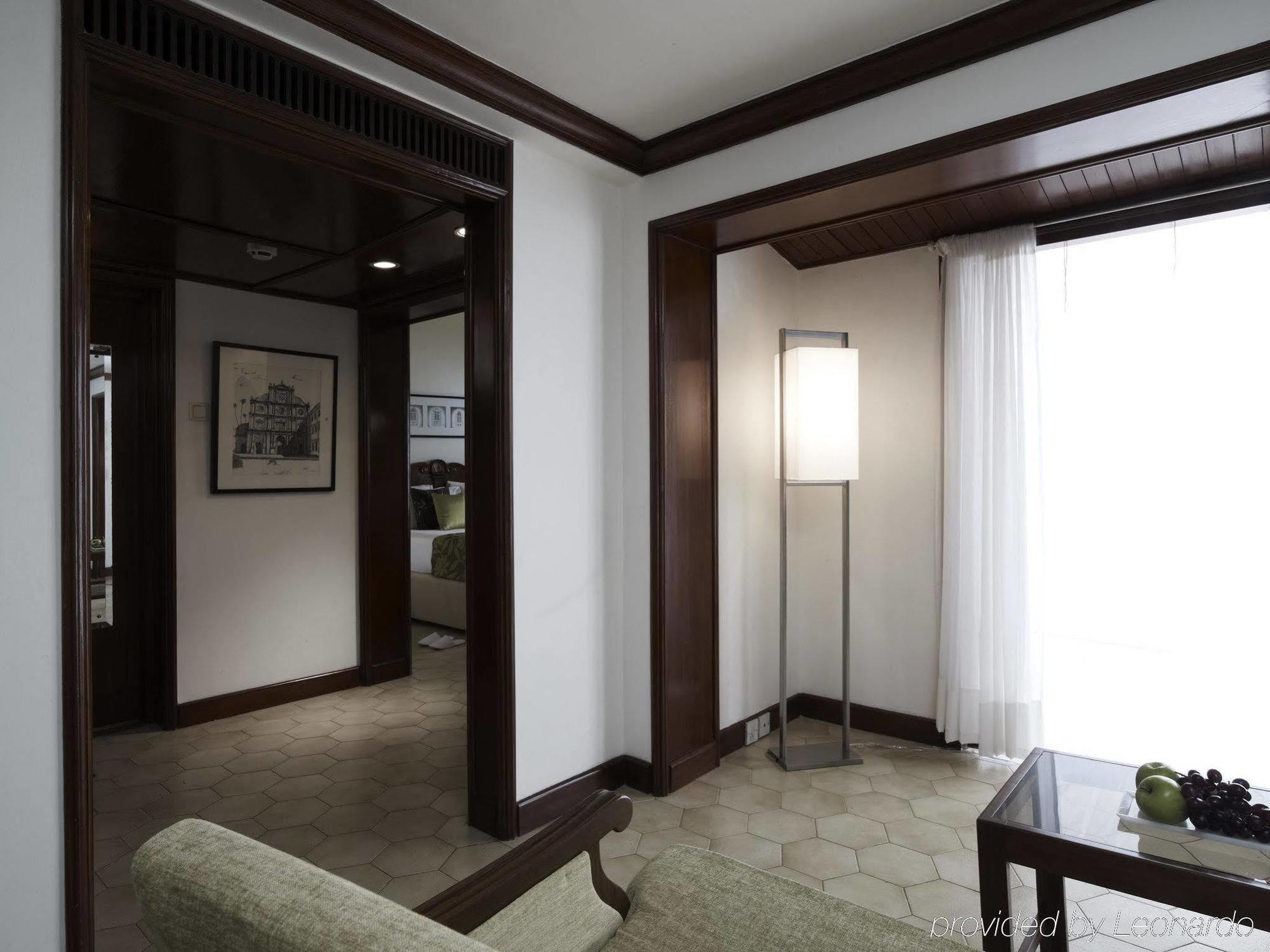 Sinquerim Taj Fort Aguada Resort & Spa, Goa חדר תמונה A room at the hotel