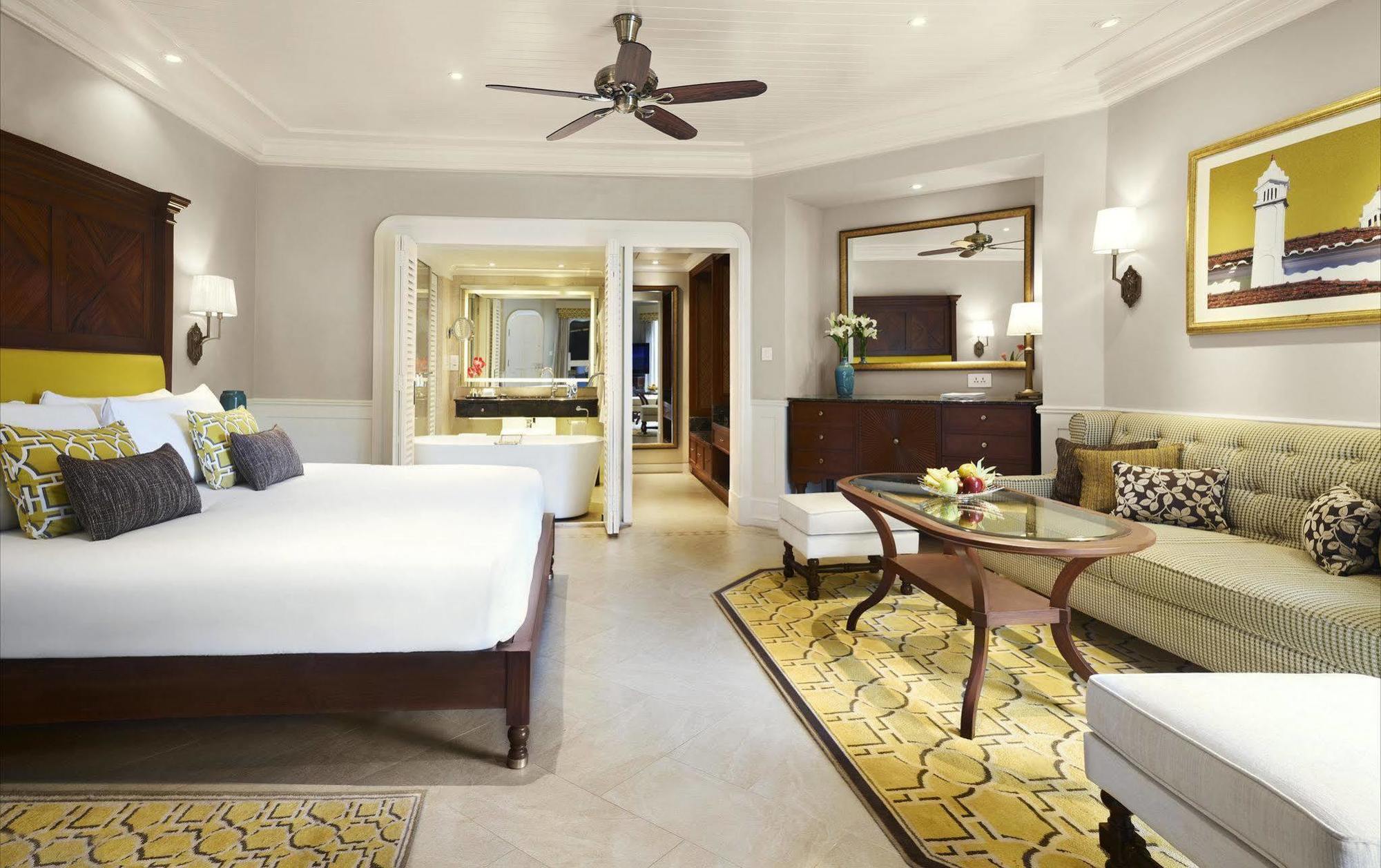 Sinquerim Taj Fort Aguada Resort & Spa, Goa מראה חיצוני תמונה Deluxe Room